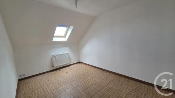 Immeuble à vendre  252 m 2   GUISE  - 02