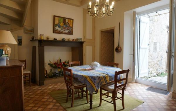 Vente Maison de village à rafraîchir Castelnau-montratier   