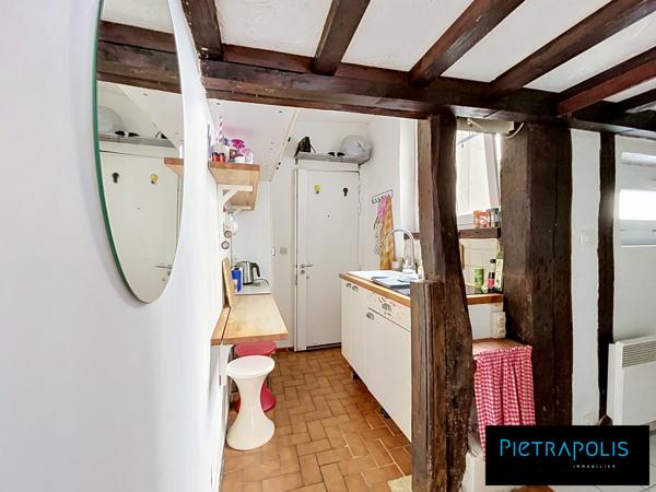 Studio-20,20m2- Dans une impasse de la rue Popincourt