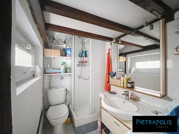 Studio-20,20m2- Dans une impasse de la rue Popincourt