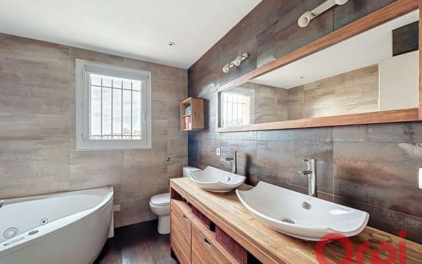 Maison à vendre    4 pièces • 122 m2 Villelongue-de-la-Salanque