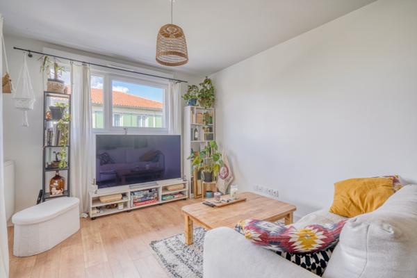 Bègles (33130) Appartement T2 de 49m2 avec balcon et parking