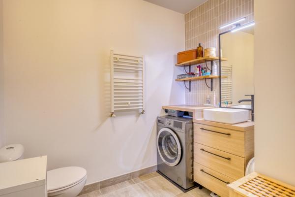 Bègles (33130) Appartement T2 de 49m2 avec balcon et parking