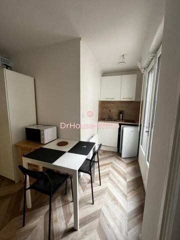 Immeuble à vendre 3 pièces de 83 m²