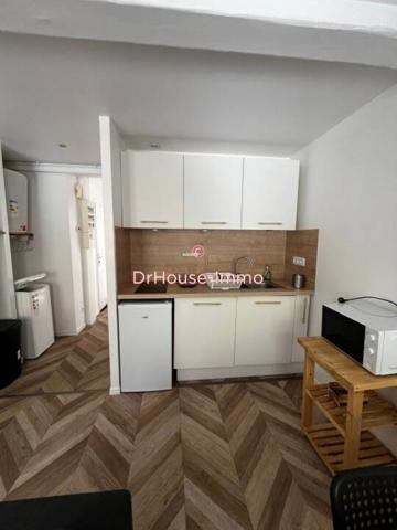 Immeuble à vendre 3 pièces de 83 m²