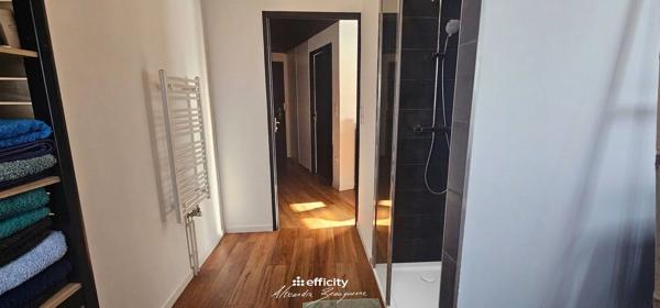 Appartement
         4 pièces
        - 76 m² Exclusivité 377 000 € *