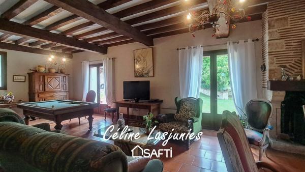 Charmante maison en pierre dans un environnement calme