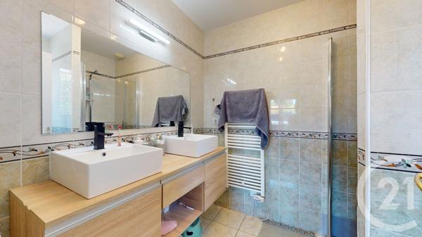 Maison à vendre  5 pièces - 130 m 2   BIDART  - 64