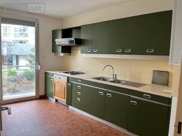 Appartement à vendre à Rennes en Ille-et-Vilaine (35000), ref : 008/3068   
RENNES-CENTRE MAIRIE