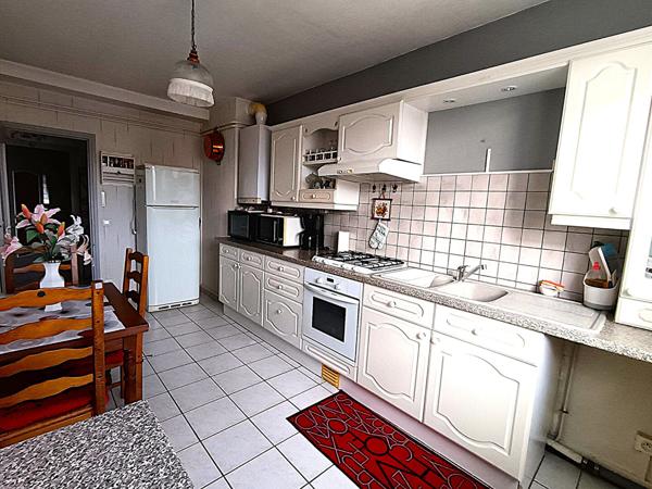 F2 de 63m² avec garage, balcon et cave