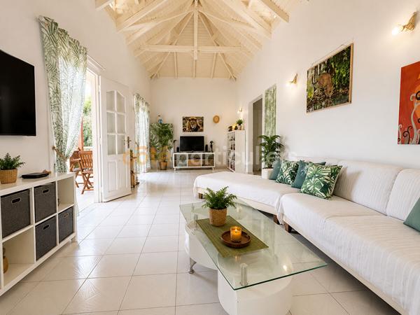 Vente
                Maison249 m² - 10 Pièces -
                    SAINT FRANCOIS (97118)