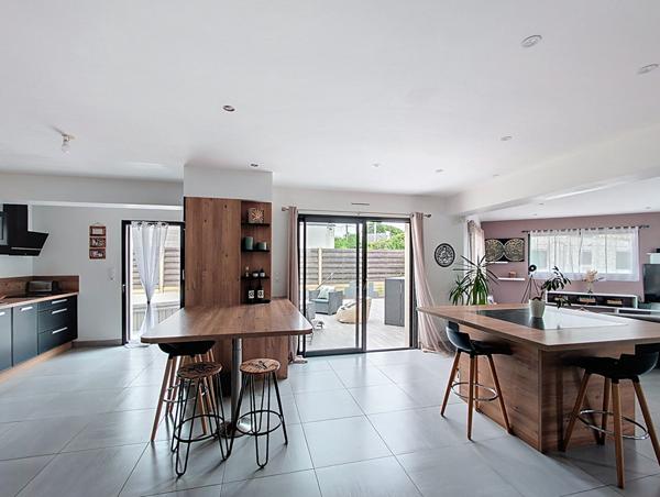 MAISON A VENDRE POMMERET - Maison de plain-pied recente dans un hameau calme et agreable de Pommeret !