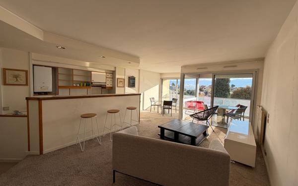 Appartement à louer    3 pièces • 72,12 m2 Antibes