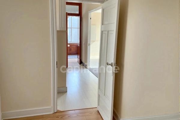 Maison 5 pièces avec sous-sol aménagé et jardin – Bellerive-sur-Allier