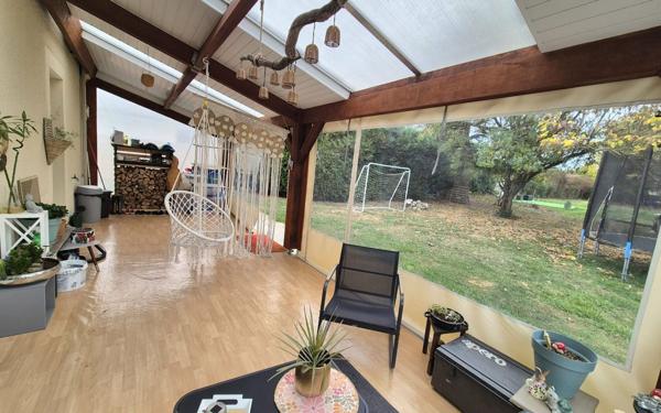 Maison à vendre    6 pièces •  Targon