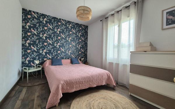 Maison à vendre    6 pièces •  Targon