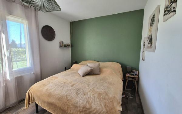 Maison à vendre    6 pièces •  Targon