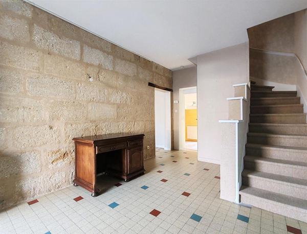 Maison à vendre à Doué-en-Anjou dans le Maine-et-Loire (49700), ref :   
DOUE LA FONTAINE