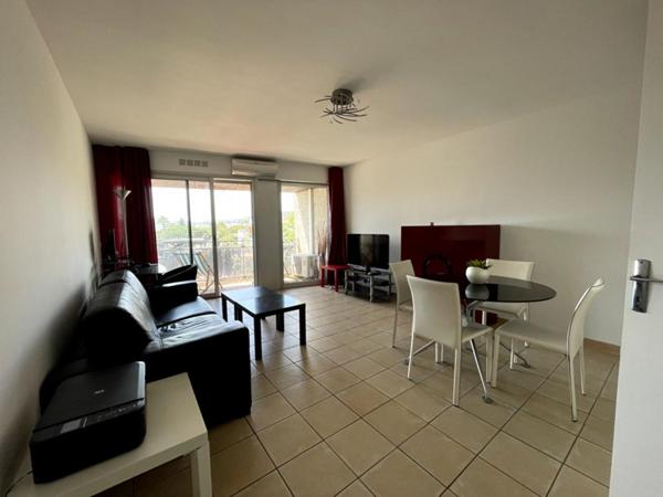 Appartement T2 - Le Lavandou - Centre-ville, à deux pas de la plage