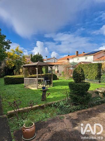 Maison à vendre 7 pièces 125 m² Saintes
