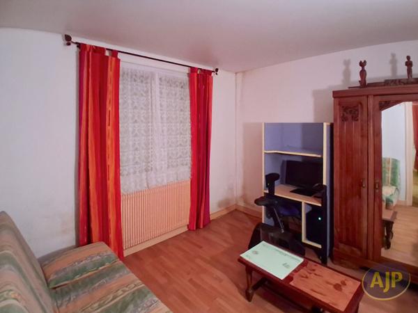 Vente maison Saintes : 159 900 € - AJP Immobilier Saintes