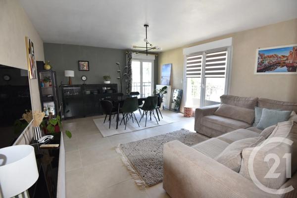 Appartement F4 à vendre  4 pièces - 87 m 2   THIONVILLE  - 57