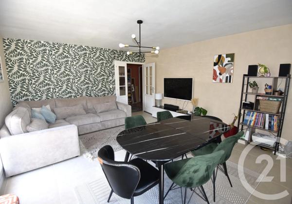 Appartement F4 à vendre  4 pièces - 87 m 2   THIONVILLE  - 57