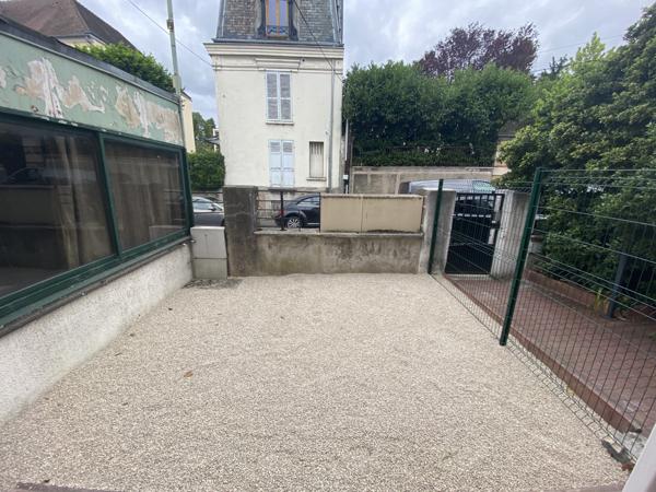 Brunoy (91800) Immeuble en monopropriété – Opportunité rare à Brunoy