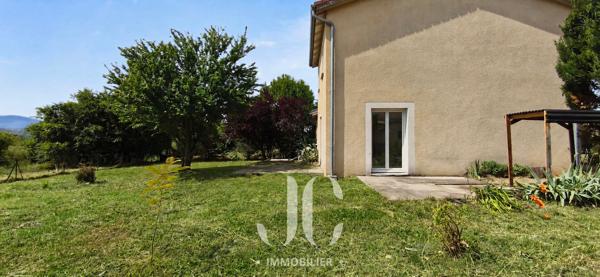 Maison avec vue sur les vignes et le Pilat