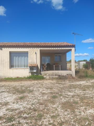 HANGAR AGRICOLE AVEC PARTIE HABITATION
