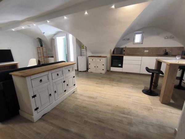 ✨ Duplex de charme entièrement rénové – Cœur historique du Vieux Cannet