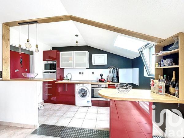 Appartement 4 pièces de 74 m² à Frignicourt (51300)