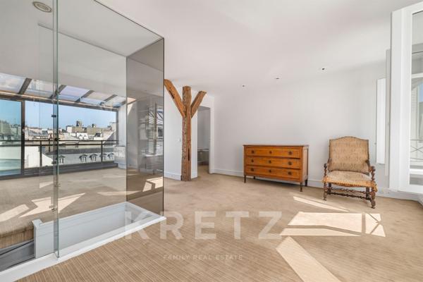 Niché au dernier étage