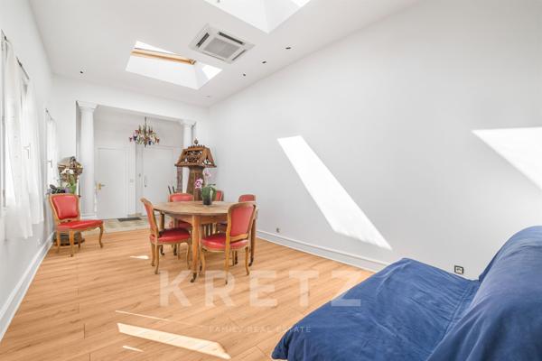 Niché au dernier étage