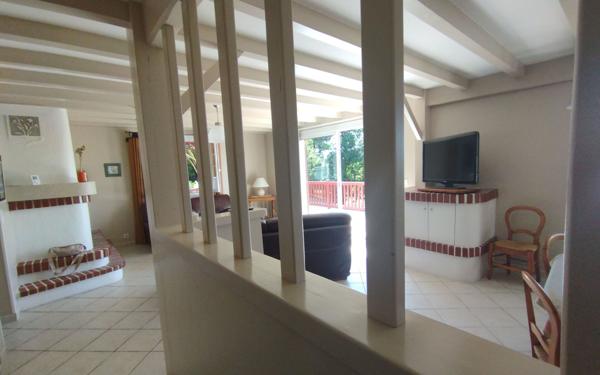 Maison à vendre    4 pièces • 157 m2 Mouguerre