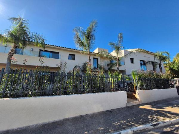 Appartement 3 pièces 65m2 en rez de jardin