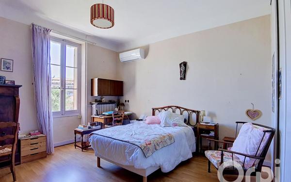 Maison à vendre    5 pièces • 156,45 m2 Toulon