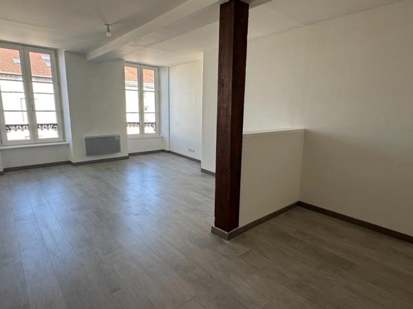 Appartement à louer 2 pièces BOUZONVILLE (57)