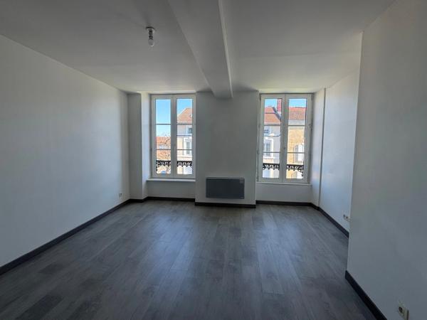Appartement à louer 2 pièces BOUZONVILLE (57)