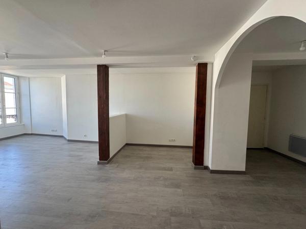 Appartement à louer 2 pièces BOUZONVILLE (57)