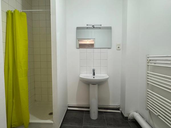 Appartement à louer 2 pièces BOUZONVILLE (57)
