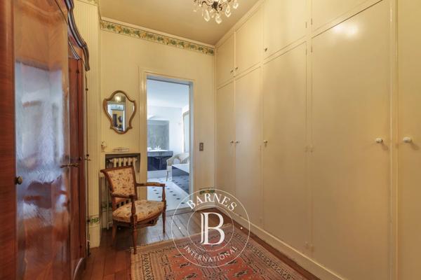 Asnières-sur-Seine, Maison 5 Chambres -  210 m² à vendre