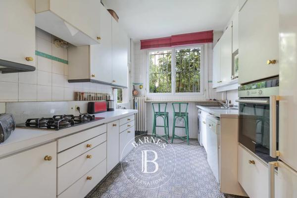 Asnières-sur-Seine, Maison 5 Chambres -  210 m² à vendre
