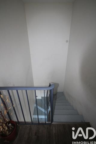 Immeuble à vendre 74 m² Saintes