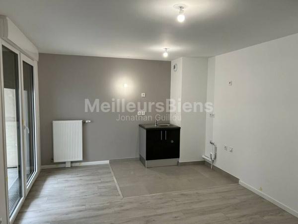 Appartement 2 pièces neuf, balcon