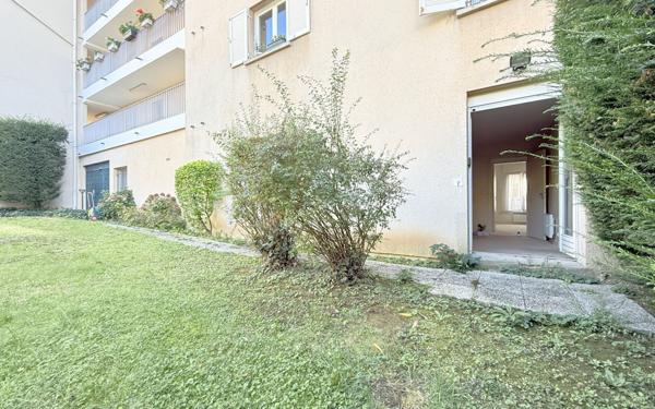 Appartement à vendre    2 pièces • 45,05 m2 Vanves