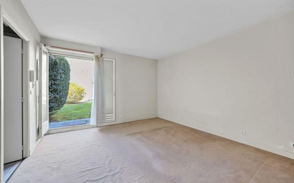 Appartement à vendre    2 pièces • 45,05 m2 Vanves