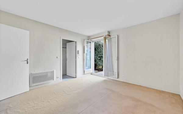 Appartement à vendre    2 pièces • 45,05 m2 Vanves