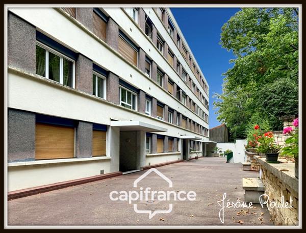 Dpt Vienne (86), à vendre POITIERS Gare Centre-ville, appartement T3 de 63,36 m² avec cave et place de parking privative
