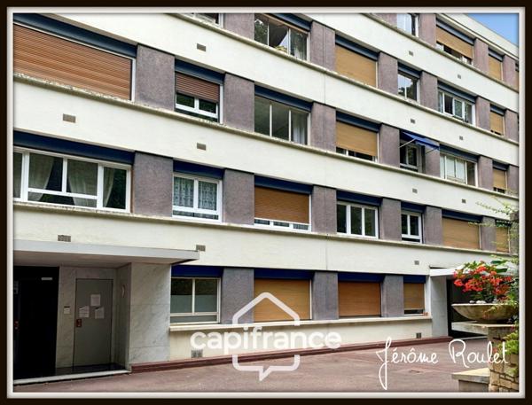 Dpt Vienne (86), à vendre POITIERS Gare Centre-ville, appartement T3 de 63,36 m² avec cave et place de parking privative